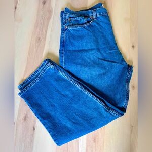 Levi’s 550 Sz 42x30 Relaxed Fit Medium Wash